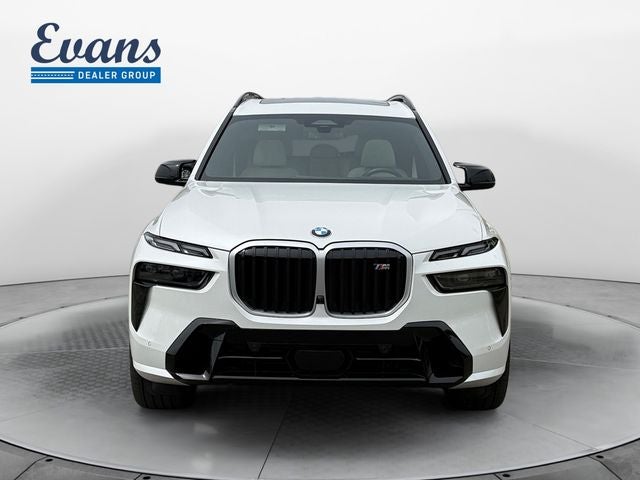 2025 BMW X7 M60i