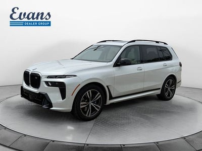 2025 BMW X7 M60i