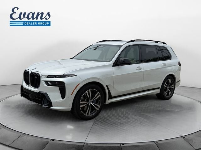 2025 BMW X7 M60i