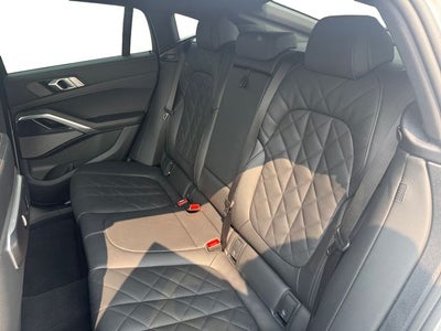 2026 BMW X6 xDrive40i