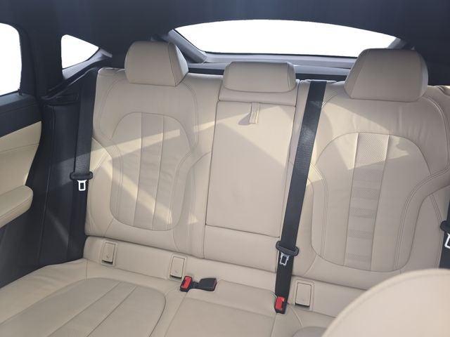 2022 BMW X6 xDrive40i