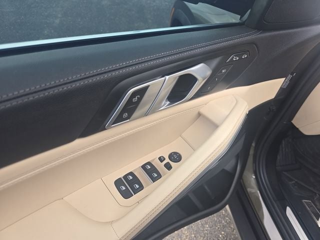 2022 BMW X6 xDrive40i