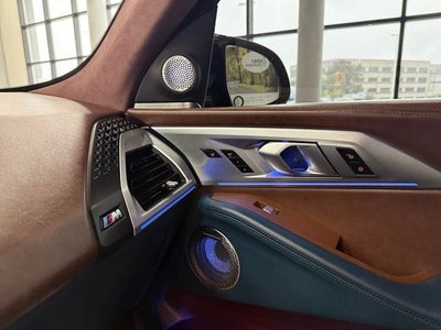 2023 BMW XM Base