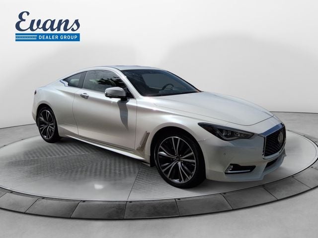 2022 INFINITI Q60 LUXE
