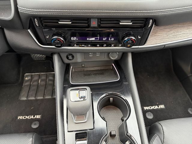 2024 Nissan Rogue Platinum