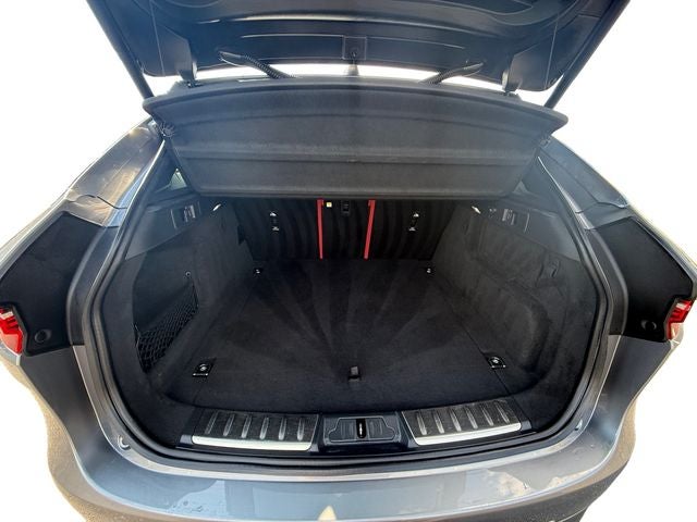 2022 Jaguar F-PACE SVR