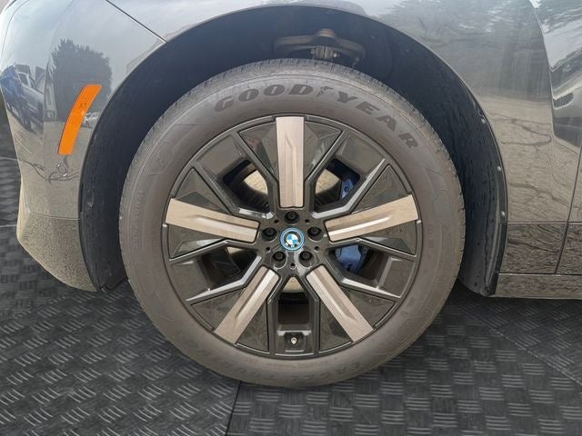 2024 BMW iX xDrive50