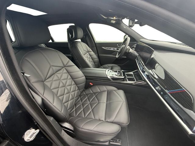 2026 BMW 7 Series 740i xDrive