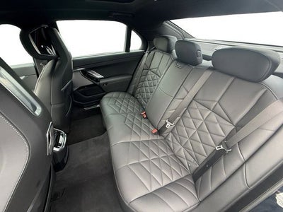 2026 BMW 7 Series 740i xDrive