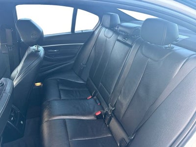 2018 BMW 3 Series 330i xDrive