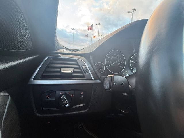 2018 BMW 3 Series 330i xDrive