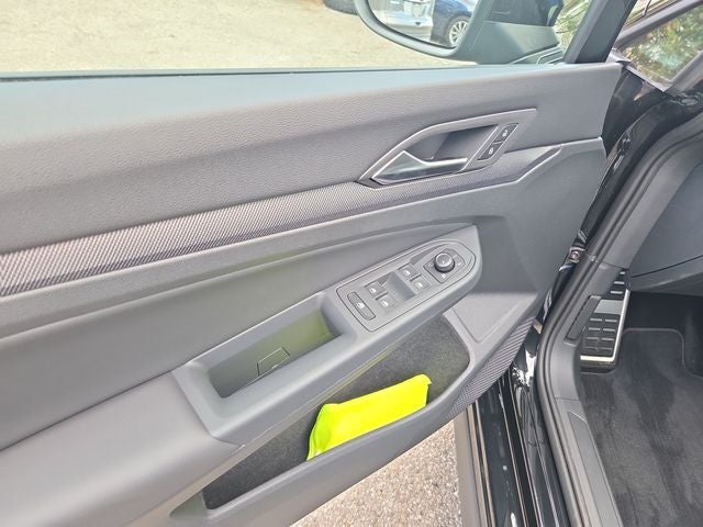 2025 Volkswagen Golf GTI 2.0T SE