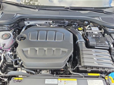 2025 Volkswagen Golf GTI 2.0T SE