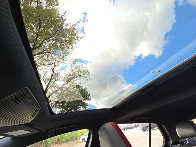 2025 Volkswagen Golf GTI 2.0T SE