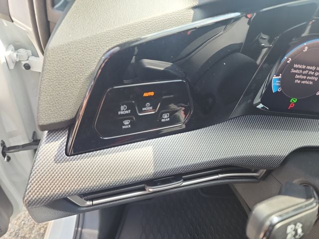 2025 Volkswagen Golf GTI 2.0T SE