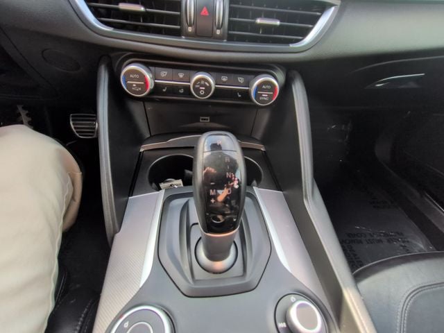 2017 Alfa Romeo Giulia Ti