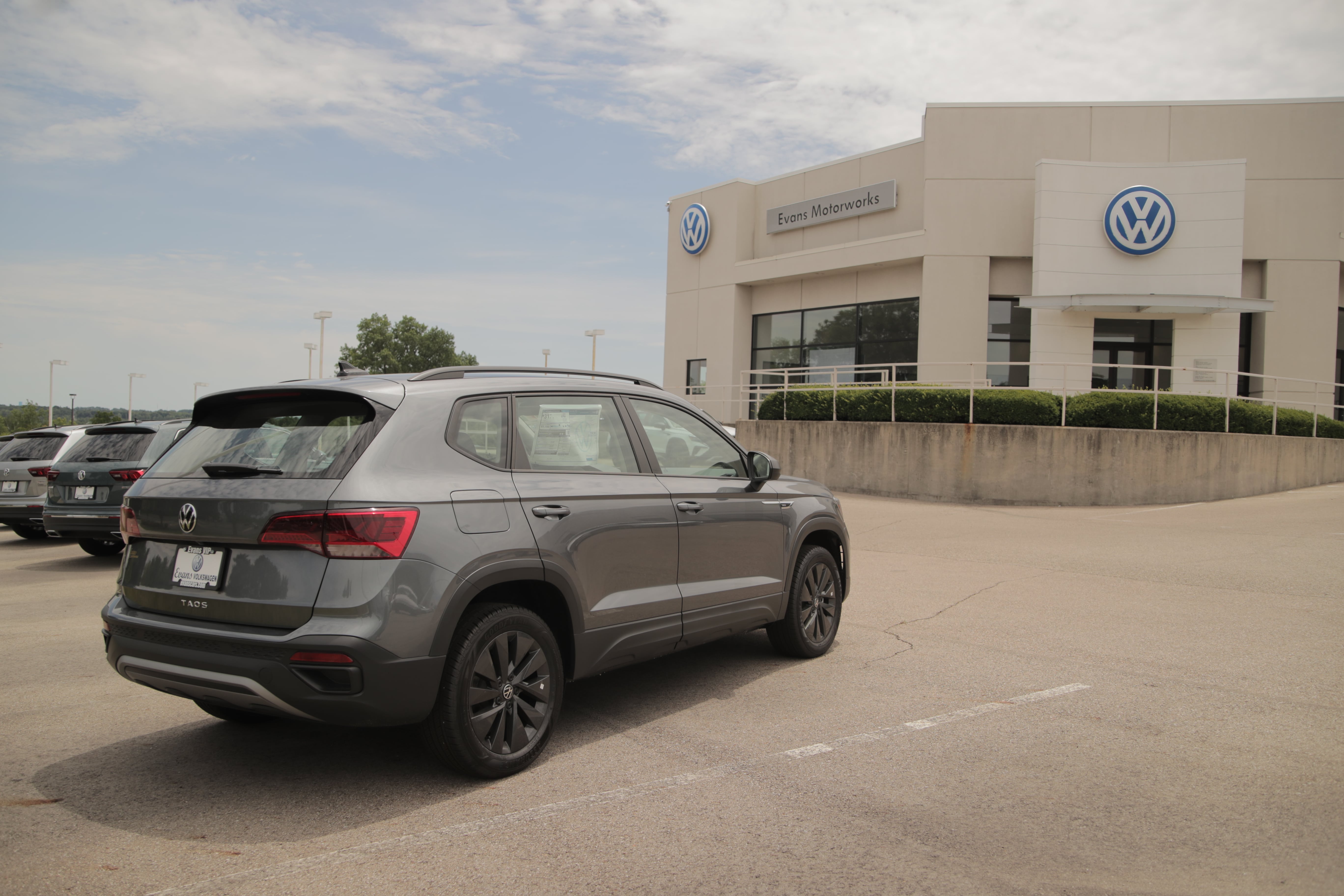 White VW Taos in Dayton, OH